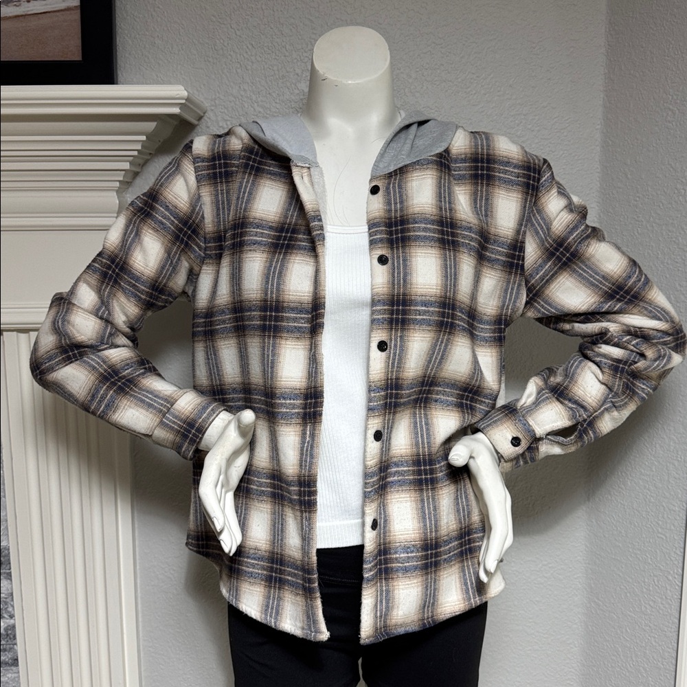 NWT ROMWE Fleece/flannel hooded jacket - Size Small